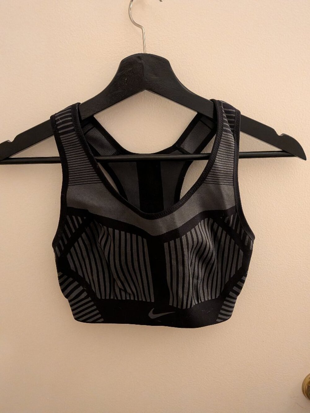 Nike High Compression Performance Sports Bra, Small, Black & Grey Print